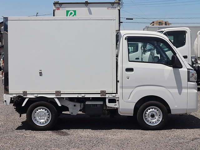 ピクシストラック 低温冷蔵冷凍車 積載350KG 東海特装|中古トラックの販売・買取・査定のアイナビ