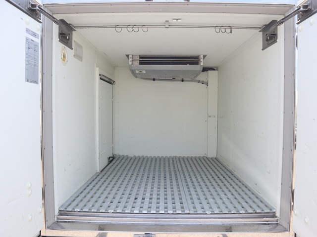 ピクシストラック 低温冷蔵冷凍車 積載350KG 東海特装|中古トラックの販売・買取・査定のアイナビ