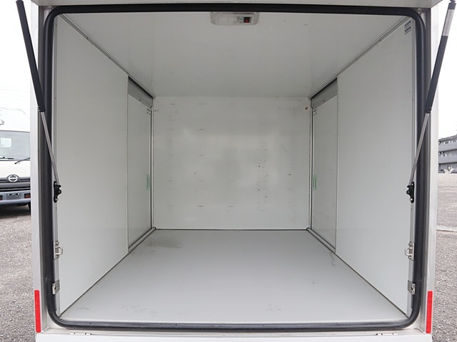 簡易保冷 積載350kg 東洋ブラザー工業 両側スライド扉|中古トラックの販売・買取・査定のアイナビ