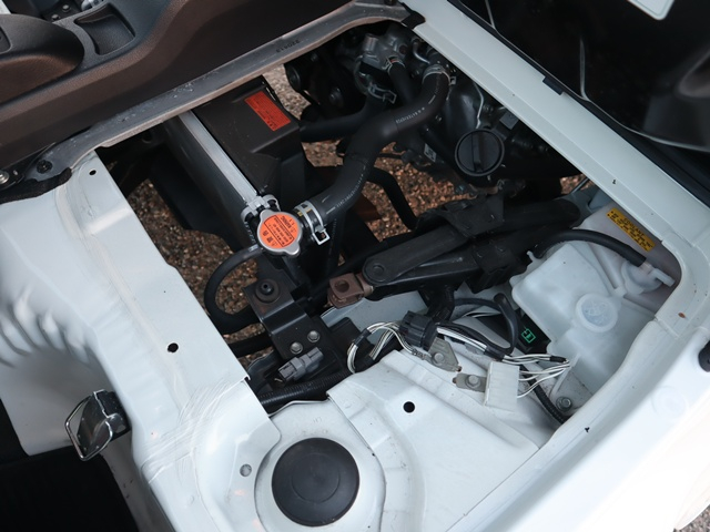 冷蔵冷凍車 積載350Kg AT 中温冷蔵冷凍車ー7℃|中古トラックの販売・買取・査定のアイナビ