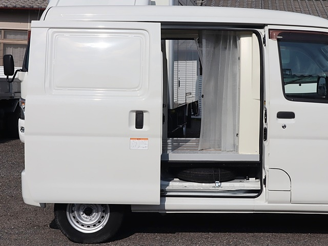 冷蔵車 積載350kg 東海特装車|中古トラックの販売・買取・査定のアイナビ