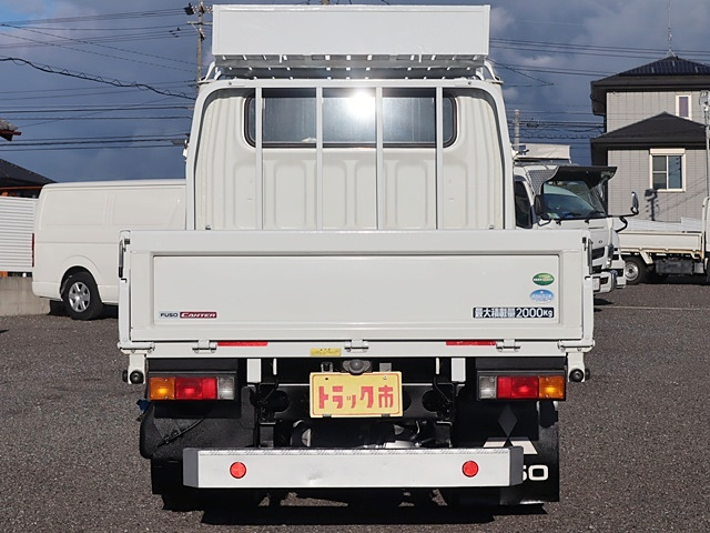 Wキャブ全低床 積載2t 平ボディ 車両総重量4610kg|中古トラックの販売・買取・査定のアイナビ