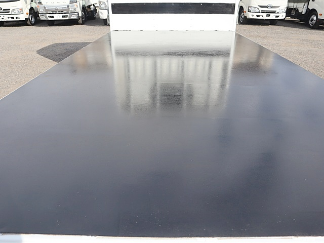 平ボディ 積載1.5t フルスーパーロー|中古トラックの販売・買取・査定のアイナビ