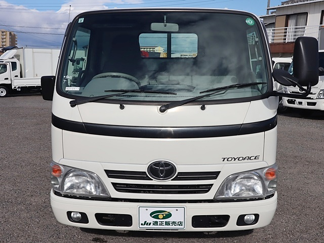 平ボディ　積載1200kg　新普通免許対応|中古トラックの販売・買取・査定のアイナビ