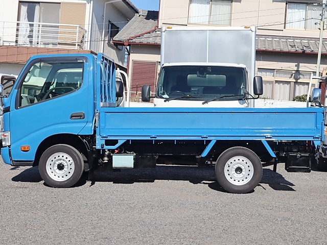平ボディ　シングルジャストロー　積載1.45t|中古トラックの販売・買取・査定のアイナビ