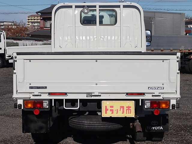 平ボディ　積載1350kg　標準10尺|中古トラックの販売・買取・査定のアイナビ