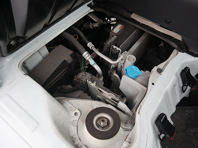 リフトダンプ 4WD 積載350kg 新明和 三方開|中古トラックの販売・買取・査定のアイナビ