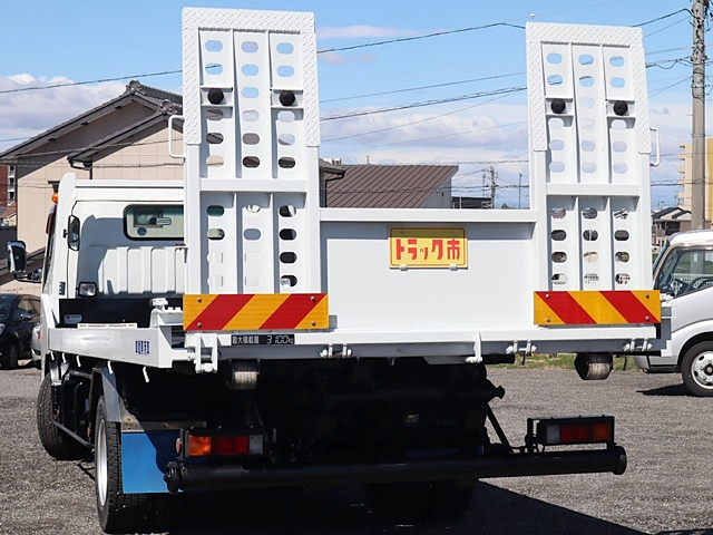 積載車 キャリアカー 積載3t タダノ ラジコン ウインチ|中古トラックの販売・買取・査定のアイナビ