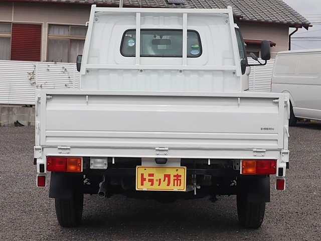 積載800Kg 平ボディ 車両総重量2050Kg AT限定|中古トラックの販売・買取・査定のアイナビ