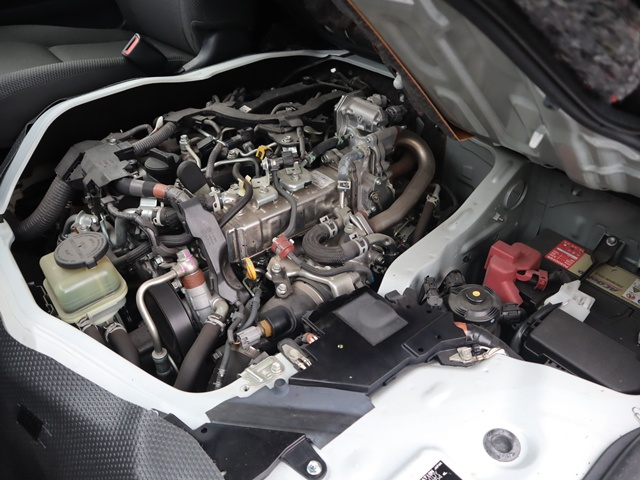 ロングDX9人乗 アラウンドビューモニター セーフティセンス|中古トラックの販売・買取・査定のアイナビ