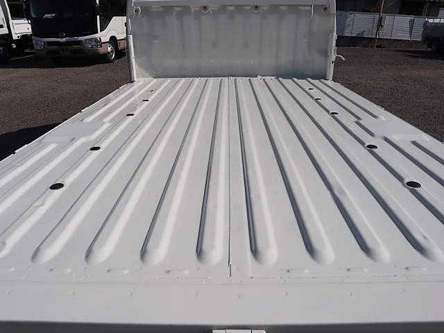 積載800Kg 平ボディ AT限定&新普通免許対応 PCS|中古トラックの販売・買取・査定のアイナビ