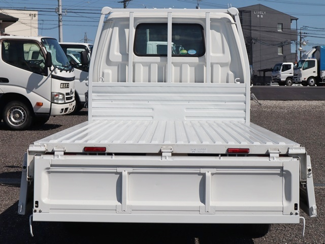 DX 平ボディ 積載1150KG スチールデッキ ロング|中古トラックの販売・買取・査定のアイナビ