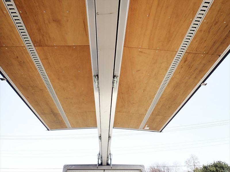 【352766】中型　アルミウィング|中古トラックの販売・買取・査定のアイナビ