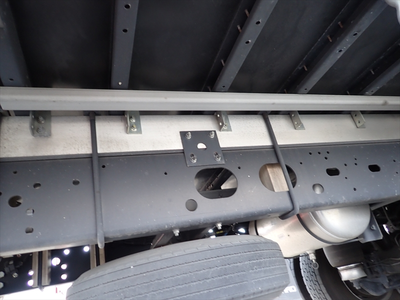 【352766】中型　アルミウィング|中古トラックの販売・買取・査定のアイナビ