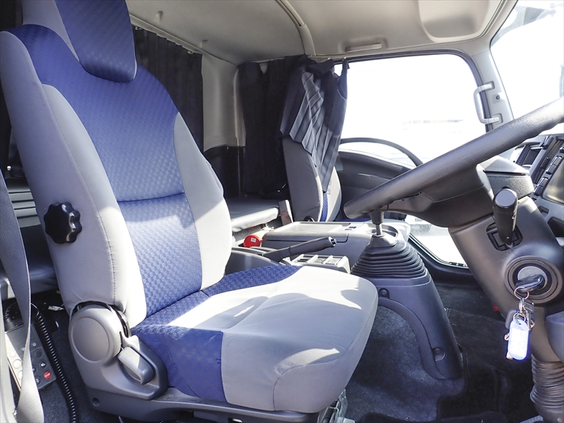 【352766】中型　アルミウィング|中古トラックの販売・買取・査定のアイナビ