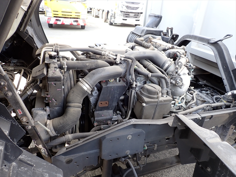 【352766】中型　アルミウィング|中古トラックの販売・買取・査定のアイナビ