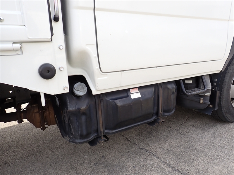 【352419】Wキャブ　平ボディ|中古トラックの販売・買取・査定のアイナビ