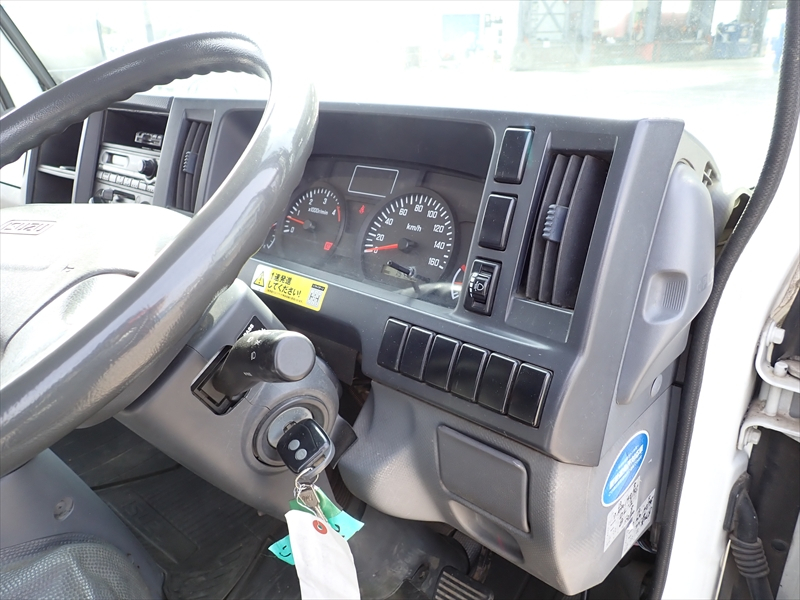 【352419】Wキャブ　平ボディ|中古トラックの販売・買取・査定のアイナビ