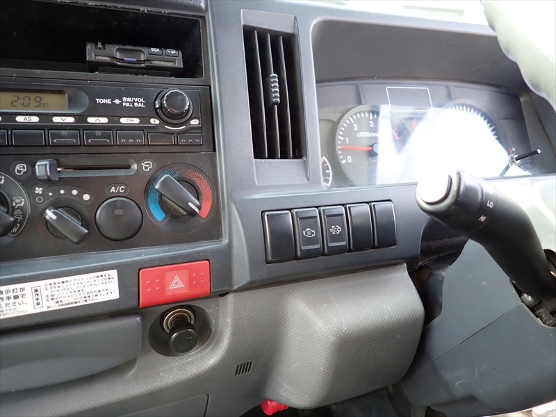 【352419】Wキャブ　平ボディ|中古トラックの販売・買取・査定のアイナビ