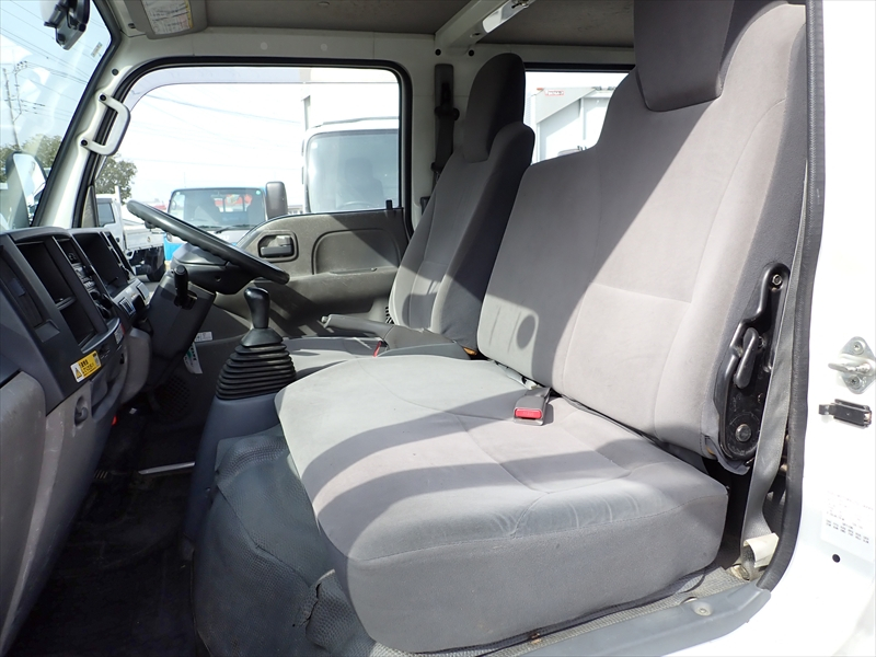 【352419】Wキャブ　平ボディ|中古トラックの販売・買取・査定のアイナビ