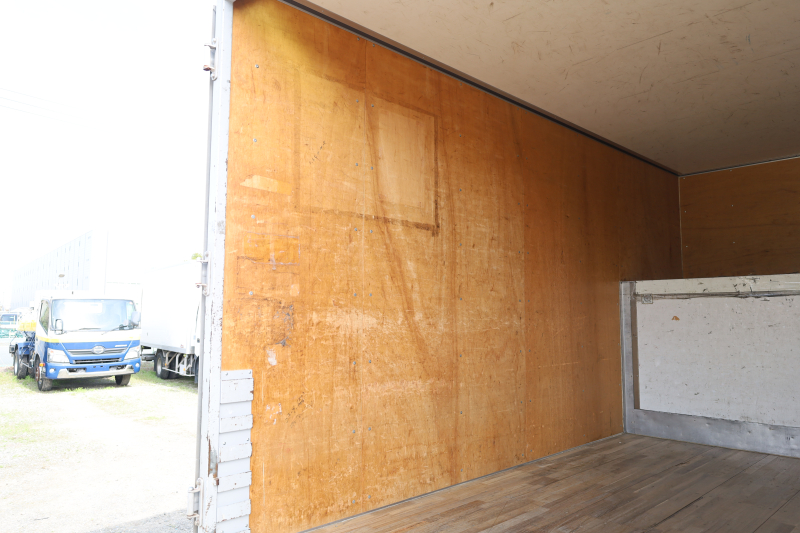 キャンター|中古トラックの販売・買取・査定のアイナビ