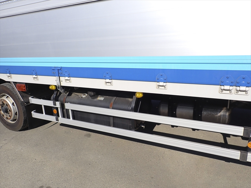 【352377】大型アルミウィング　ジョルダーレール付き|中古トラックの販売・買取・査定のアイナビ