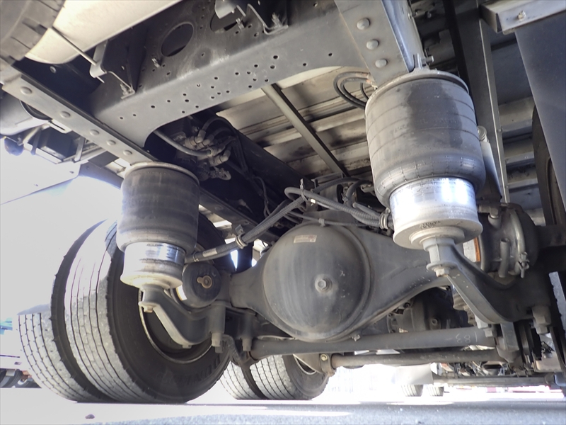 【352377】大型アルミウィング　ジョルダーレール付き|中古トラックの販売・買取・査定のアイナビ