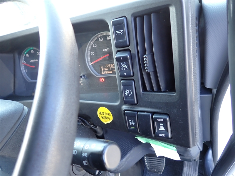 【352377】大型アルミウィング　ジョルダーレール付き|中古トラックの販売・買取・査定のアイナビ