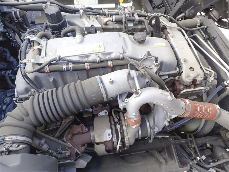 【352377】大型アルミウィング　ジョルダーレール付き|中古トラックの販売・買取・査定のアイナビ