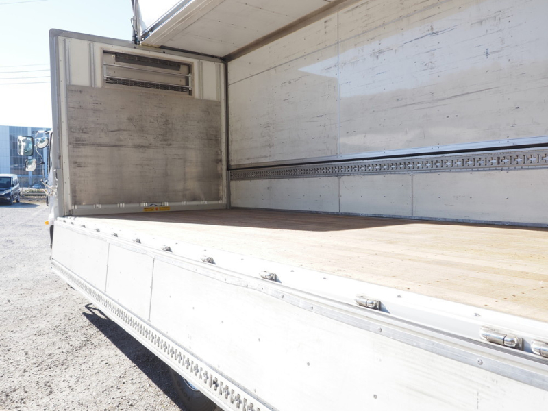 日野 冷凍ウイング レンジャープロ|中古トラックの販売・買取・査定のアイナビ