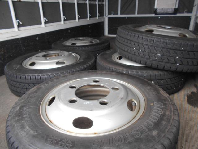 いすゞ|中古トラックの販売・買取・査定のアイナビ