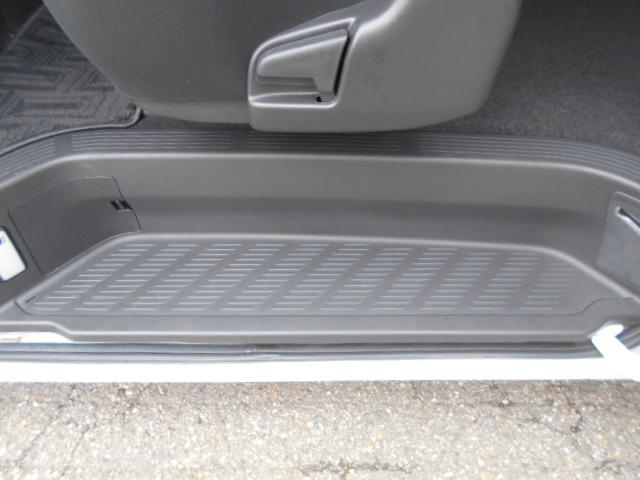 トヨタ 商用バン ハイエースバン|中古トラックの販売・買取・査定のアイナビ