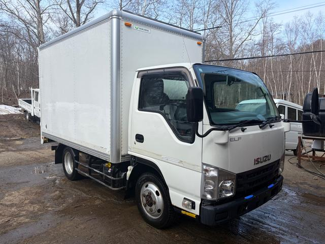 いすゞ|中古トラックの販売・買取・査定のアイナビ