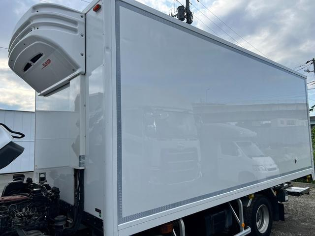 日野|中古トラックの販売・買取・査定のアイナビ