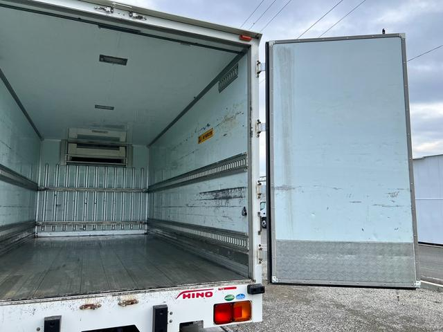 日野|中古トラックの販売・買取・査定のアイナビ