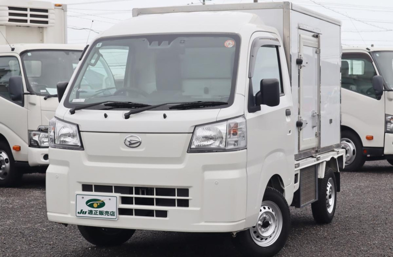 低温冷蔵冷凍車 デンソー ジャパンコールド スマートアシスト|中古トラックの販売・買取・査定のアイナビ
