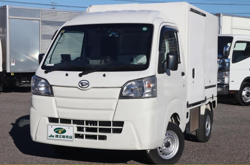 FRP中温冷凍車|中古トラックの販売・買取・査定のアイナビ