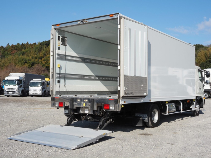 日野 冷凍バン レンジャー|中古トラックの販売・買取・査定のアイナビ