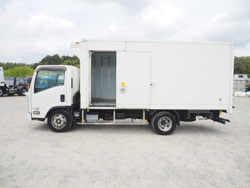いすゞ 冷凍バン エルフ|中古トラックの販売・買取・査定のアイナビ