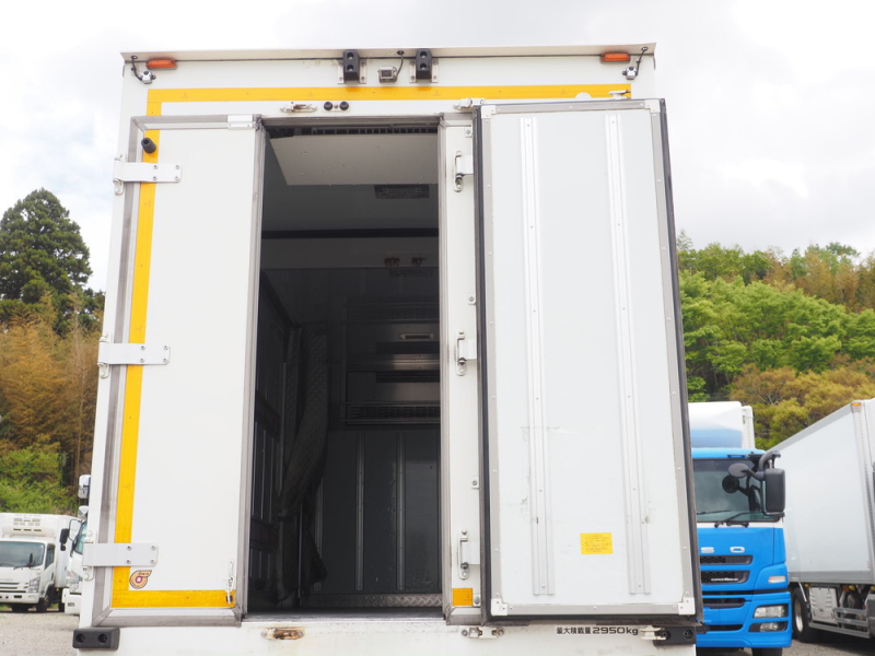 いすゞ 冷凍バン エルフ|中古トラックの販売・買取・査定のアイナビ