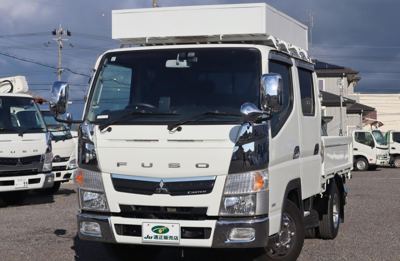 Wキャブ全低床 積載2t 平ボディ 車両総重量4610kg|中古トラックの販売・買取・査定のアイナビ