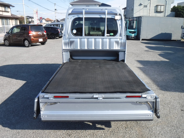 H.28年ダイハツハイゼットジャンボ4WD3方開LEDフォグ5MT|中古トラックの販売・買取・査定のアイナビ