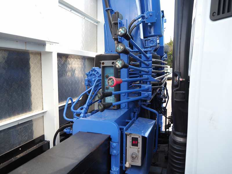 三菱ファイタークレーン増トンワイド5段セルフクレーン|中古トラックの販売・買取・査定のアイナビ