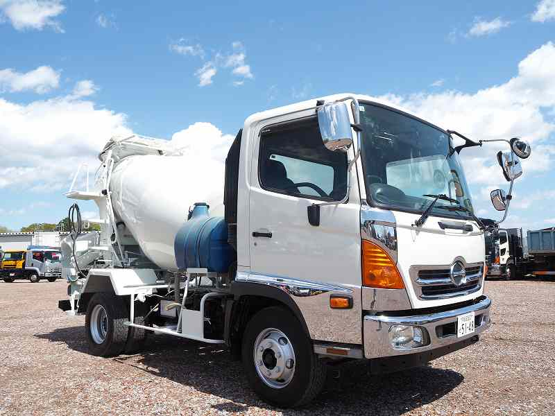 レンジャー生コンコンクリートミキサー車電動スランプガード|中古トラックの販売・買取・査定のアイナビ