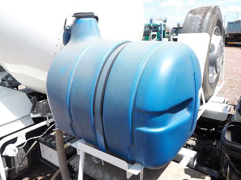 レンジャー生コンコンクリートミキサー車電動スランプガード|中古トラックの販売・買取・査定のアイナビ