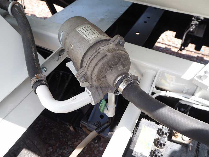 レンジャー生コンコンクリートミキサー車電動スランプガード|中古トラックの販売・買取・査定のアイナビ