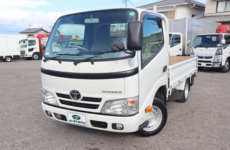 平ボディ　積載1200kg　新普通免許対応|中古トラックの販売・買取・査定のアイナビ