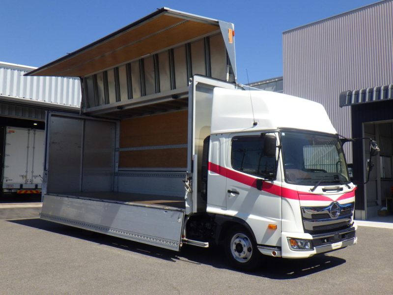 62ワイド　ハイルーフ　積載2.8t　内高2,420|中古トラックの販売・買取・査定のアイナビ