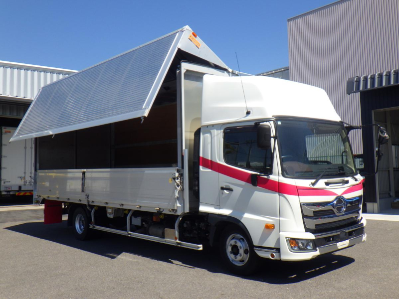 62ワイド　ハイルーフ　積載2.8t　内高2,420|中古トラックの販売・買取・査定のアイナビ
