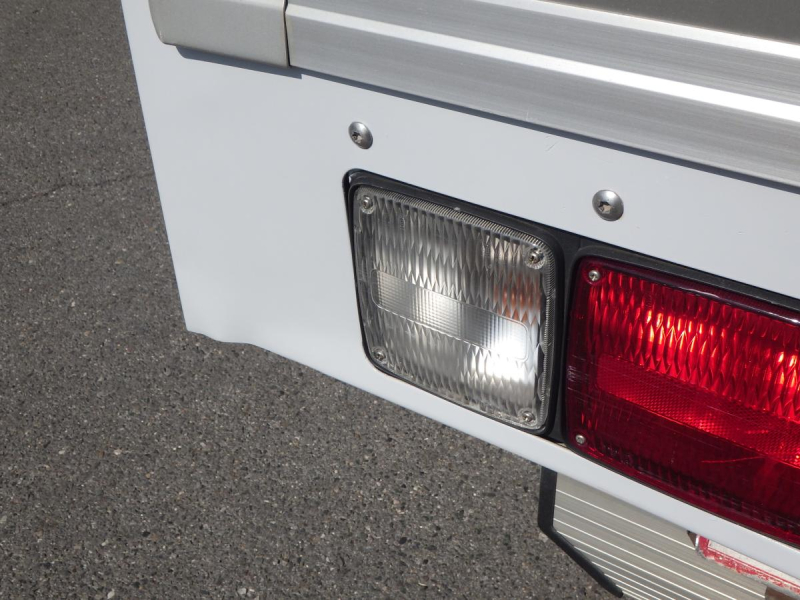 62ワイド　ハイルーフ　積載2.8t　内高2,420|中古トラックの販売・買取・査定のアイナビ